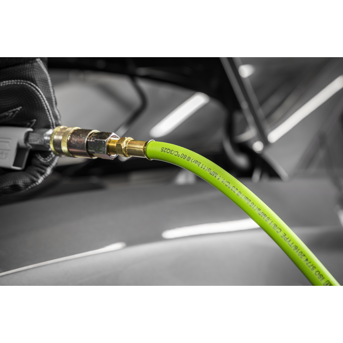 Sealey AHH10 High-Visibility Hybrid Air Hose with 1/4"BSP Unions 10m x 8mm - additional view 2