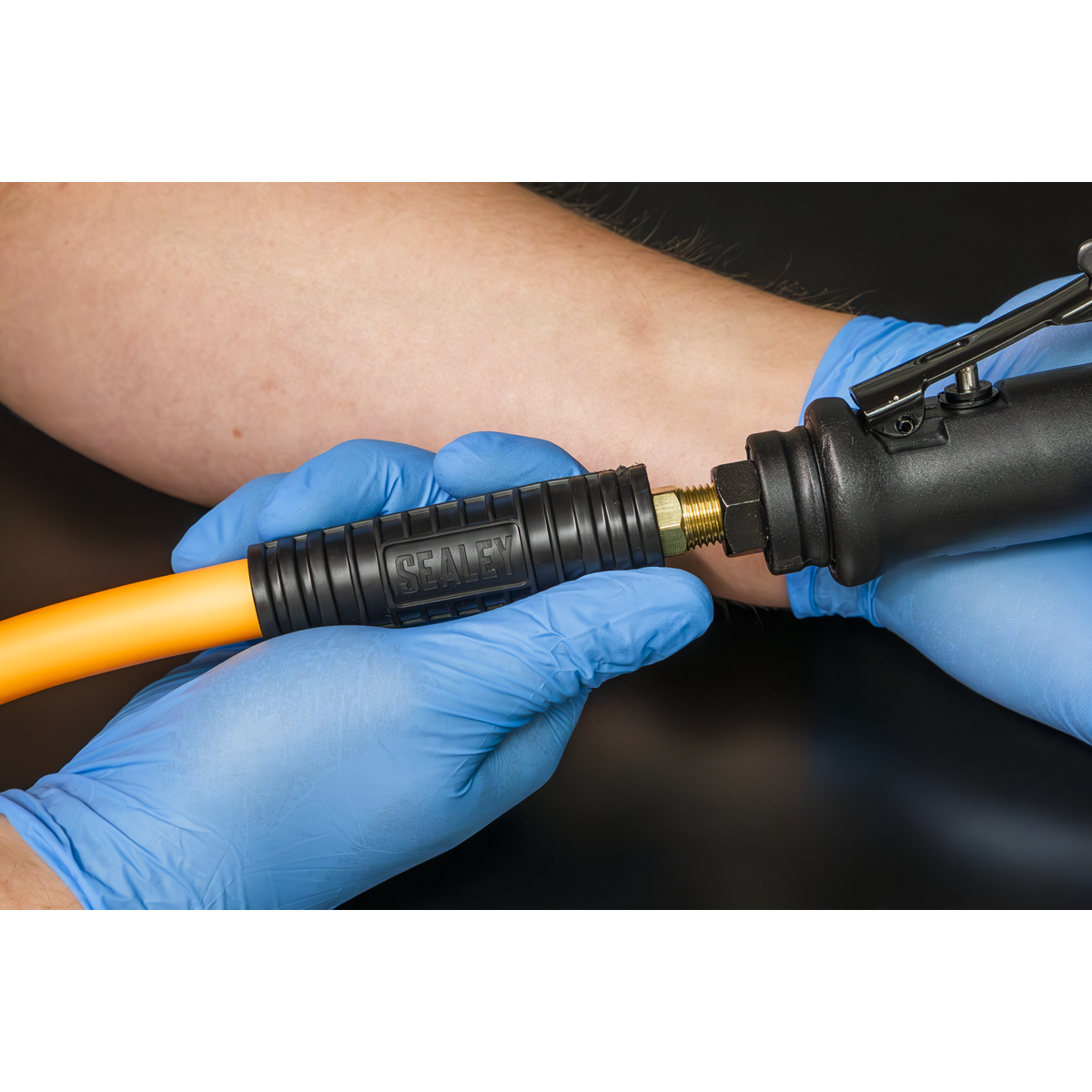 Sealey AHHC2038 High-Visibility Hybrid Air Hose with 1/4"BSP Unions 20m x 10mm - additional view 3