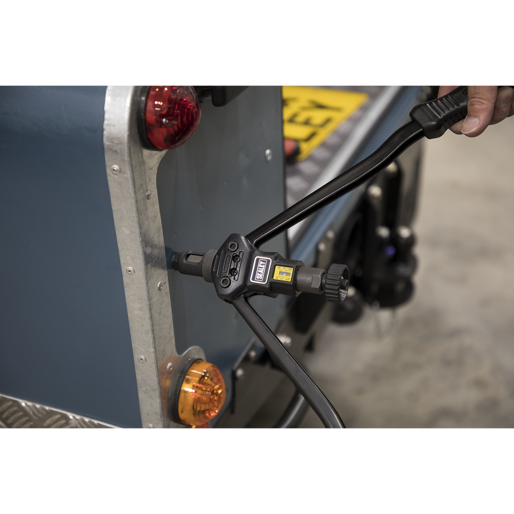 Sealey AK3985 Long-Arm Threaded Nut Riveter - additional view 8