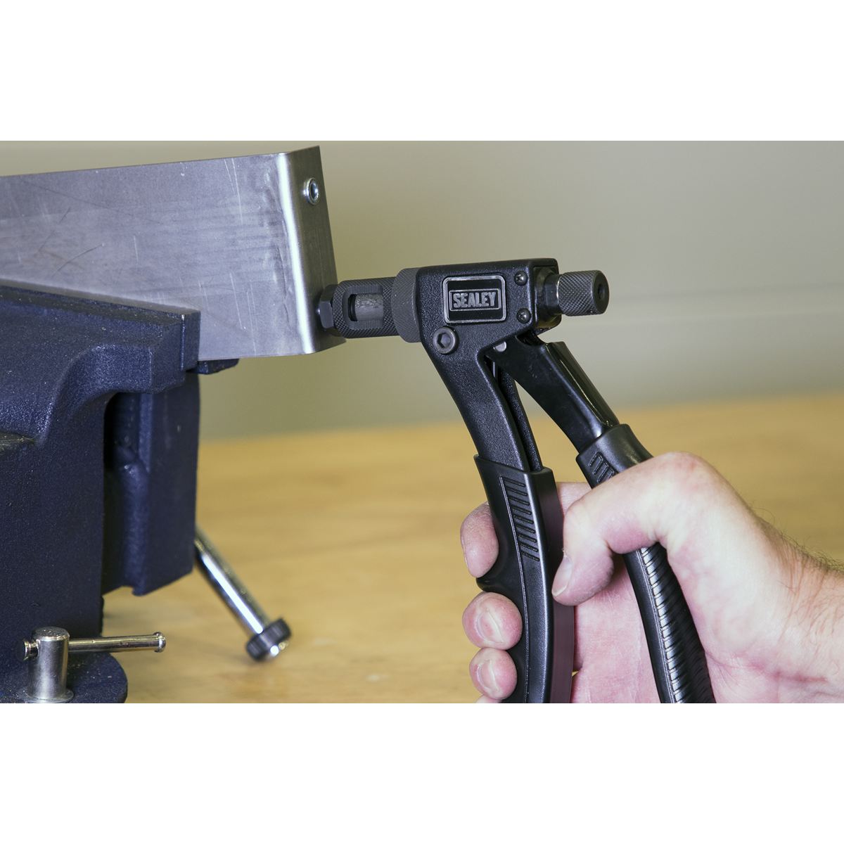 Sealey AK3986 Threaded Nut Riveter - additional view 6
