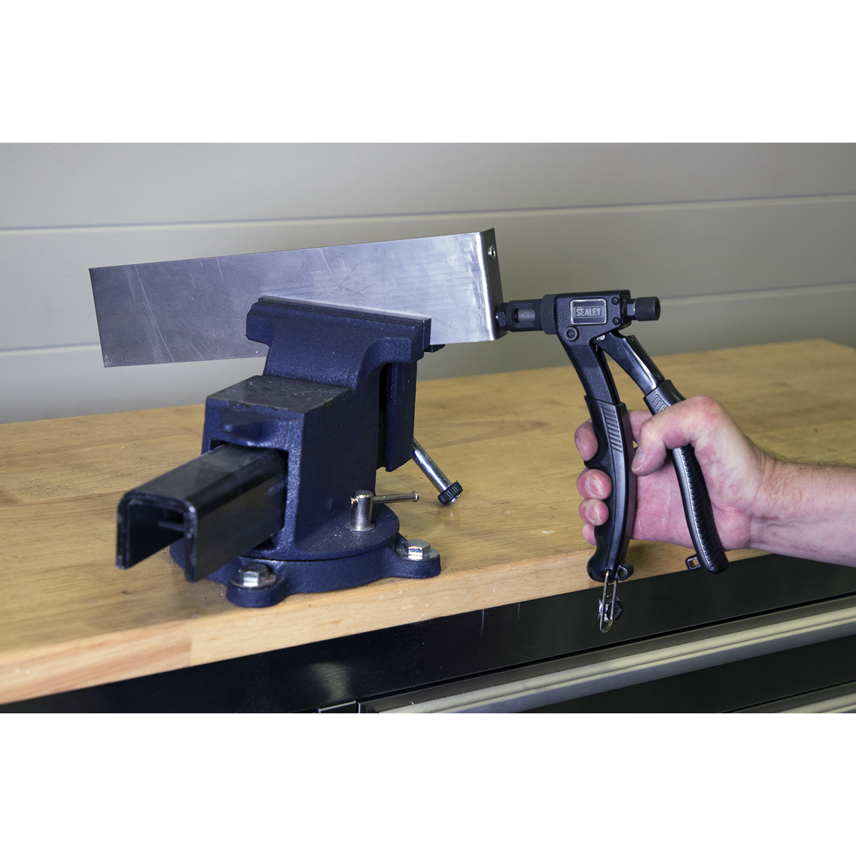 Sealey AK3986 Threaded Nut Riveter - additional view 7