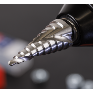 Sealey AK4747 Spiral Flute HSS 4341 Step Drill Bit 4-22mm - additional view 3