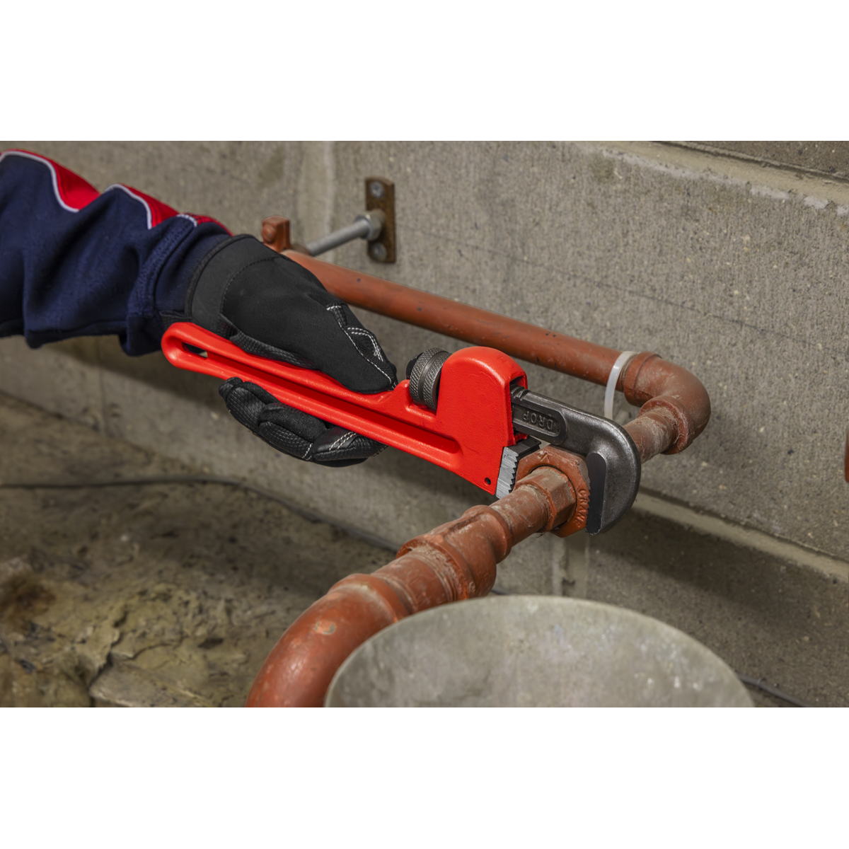 Sealey AK5103 Premier Cast Steel Pipe Wrench European Pattern 300mm - additional view 2