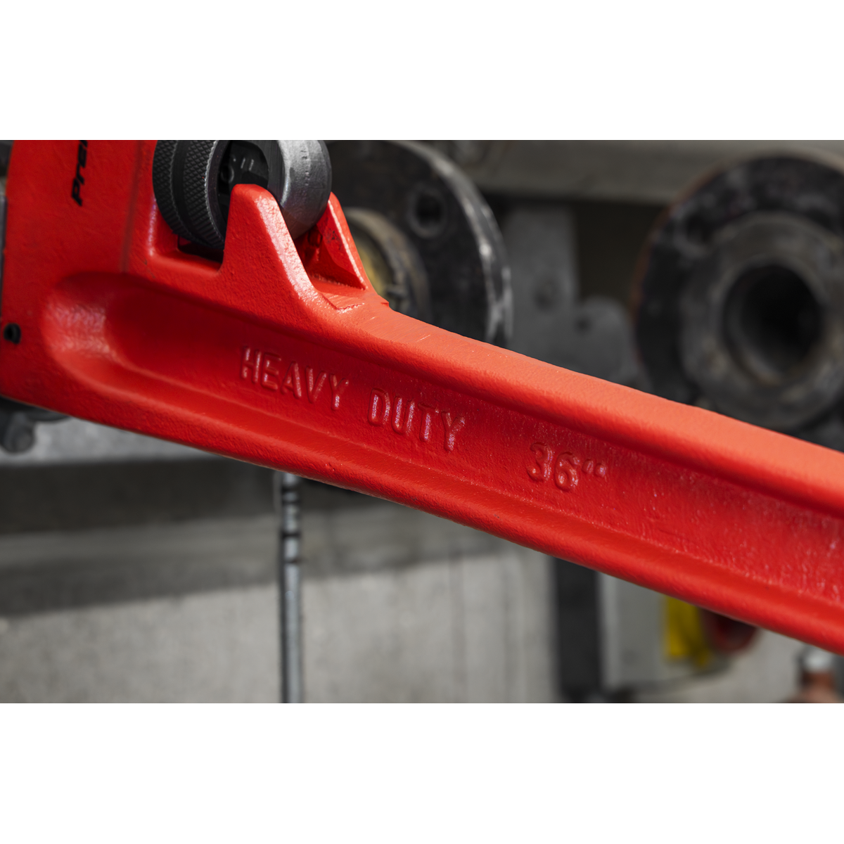 Sealey AK5113 Premier Cast Steel Pipe Wrench European Pattern 915mm - additional view 5