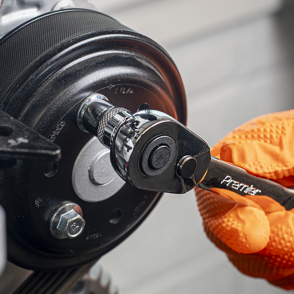 Sealey AK5781 Premier Low Profile Flip Reverse Ratchet Wrench 3/8"Sq Drive - additional view 3