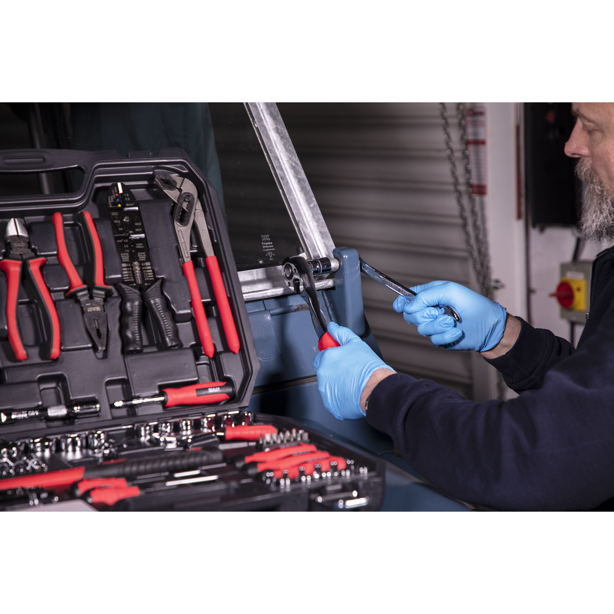 Sealey AK7400 Mechanic's Tool Kit 100pc - additional view 9