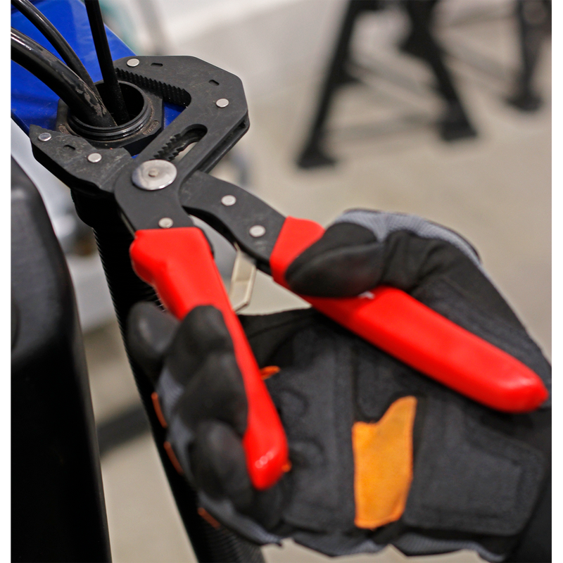 Sealey AK8535 Premier Self-Adjusting Multi-Grip Pliers 175mm - additional view 2