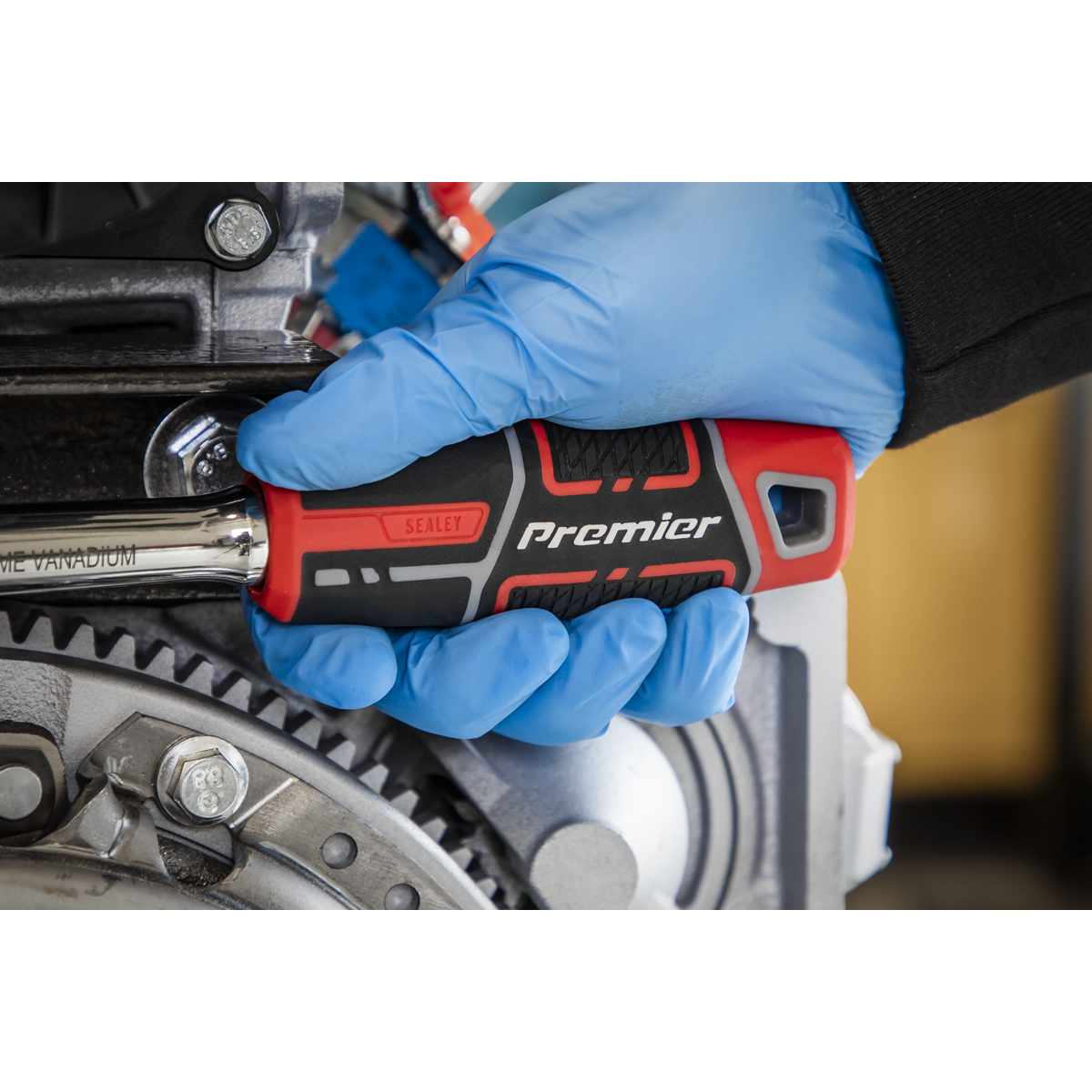 Sealey AK8936 Premier Ratchet Wrench with Flip Reverse 1/2"Sq Drive - additional view 5