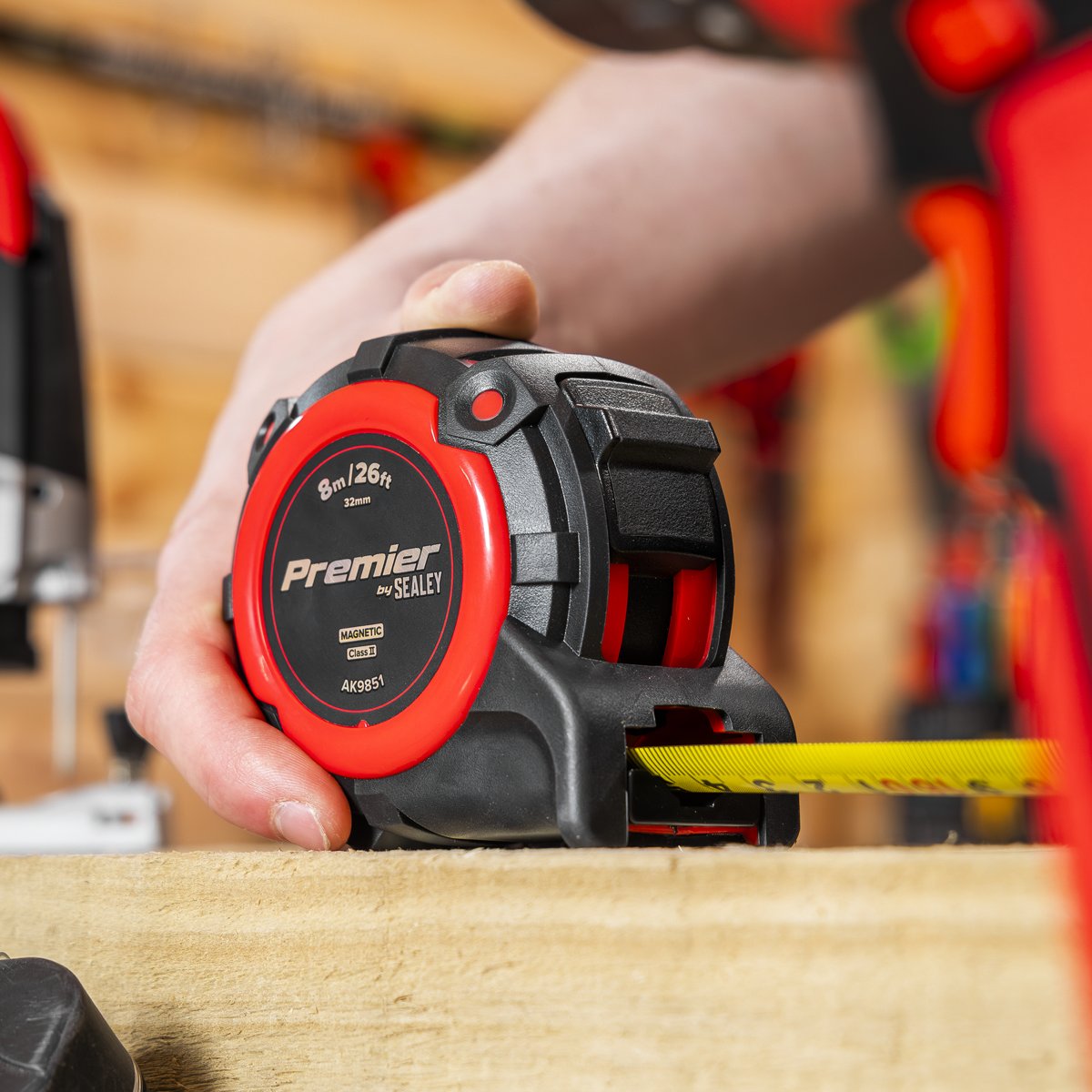 Sealey AK9851 Premier Metric/Imperial Tape Measure Extra-Wide Blade 8m(26ft) x 32mm - additional view 12