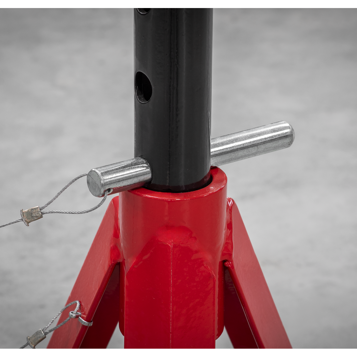 Sealey AS5000 Axle Stands (Pair) 5 Tonne Capacity per Stand - additional view 5