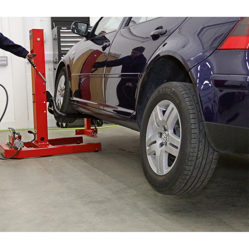 Sealey AVR1500FP Air/Hydraulic Vehicle Lift with Foot Pedal 1.5 Tonne - additional view 6