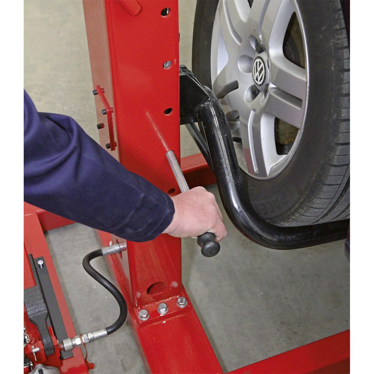 Sealey AVR1500FP Air/Hydraulic Vehicle Lift with Foot Pedal 1.5 Tonne - additional view 11