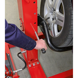 Sealey AVR1500FP Air/Hydraulic Vehicle Lift with Foot Pedal 1.5 Tonne - additional view 11