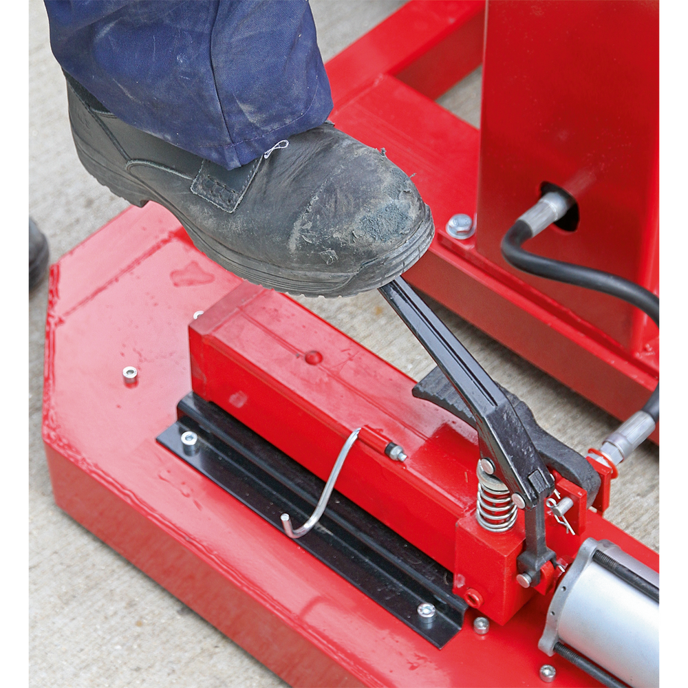 Sealey AVR1500FP Air/Hydraulic Vehicle Lift with Foot Pedal 1.5 Tonne - additional view 15