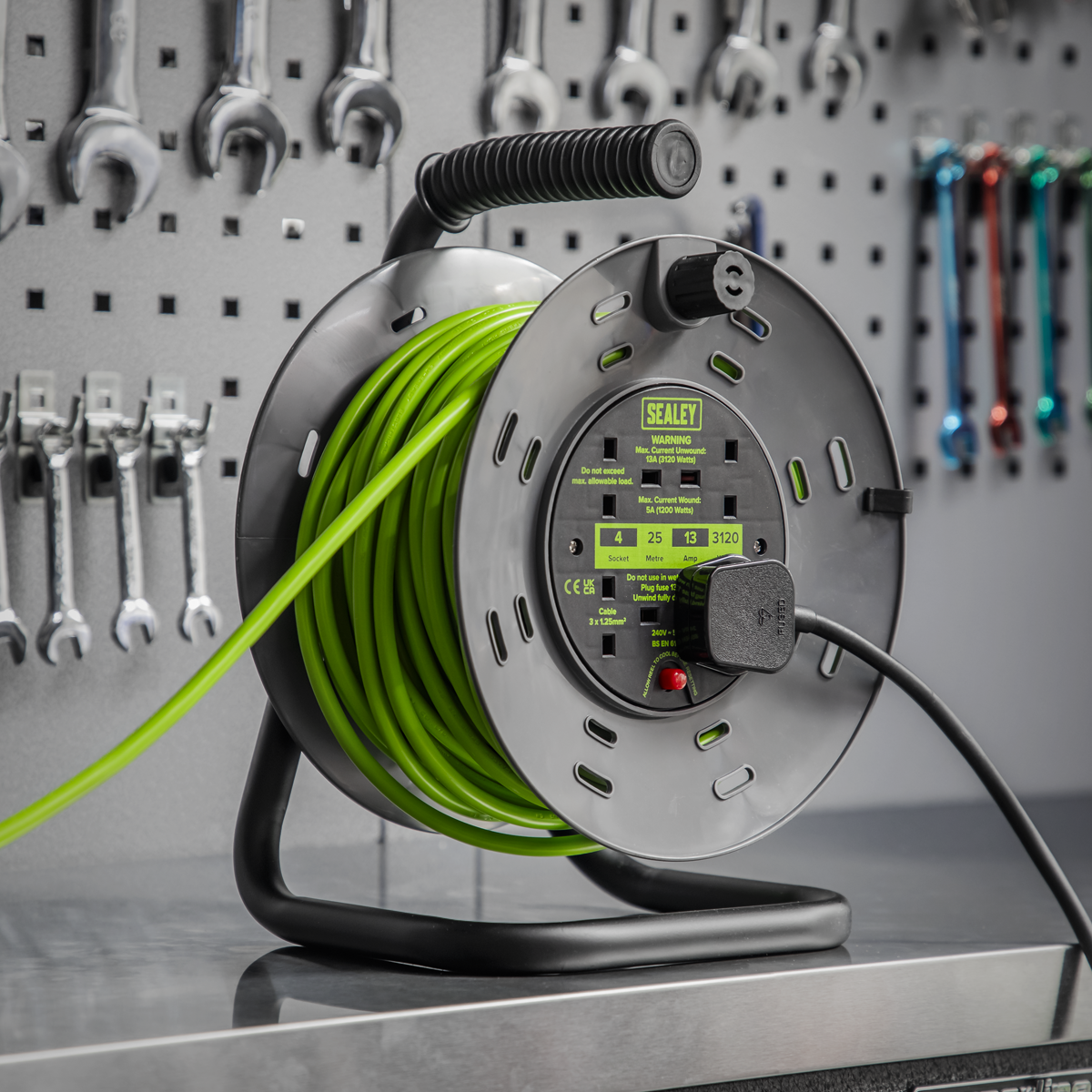 Sealey BCR25G 25m Cable Reel with Thermal Trip 4 x 230V - Hi-Vis Green - additional view 11