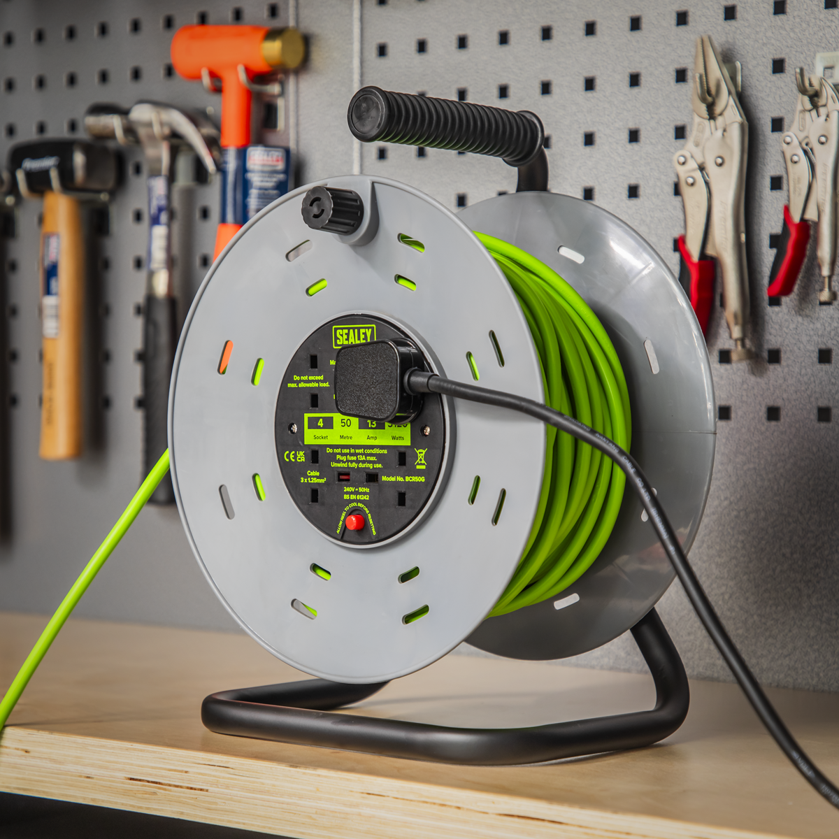 Sealey BCR50G 50m Cable Reel with Thermal Trip 4 x 230V - Hi-Vis Green - additional view 4