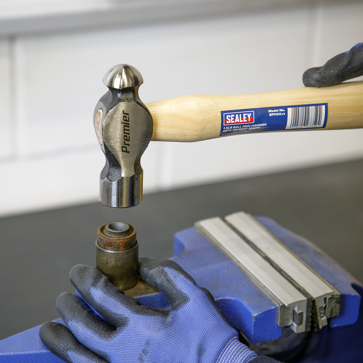 Sealey BPH24 Premier Ball Pein Hammer with Hickory Shaft 1.5lb - additional view 2