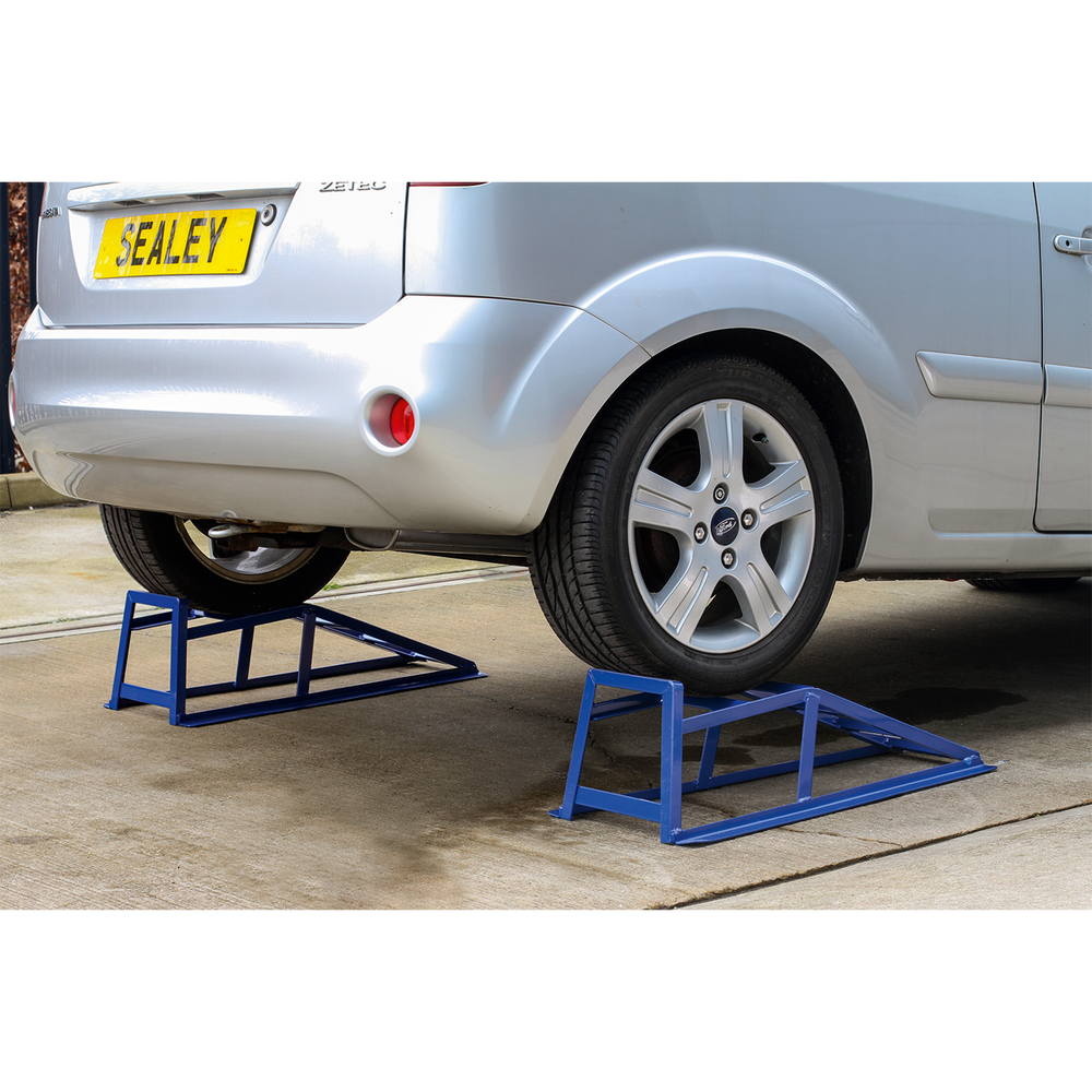 Sealey CAR2000 Car Ramps 1 Tonne Capacity per Ramp 2 Tonne Capacity per Pair - additional view 3