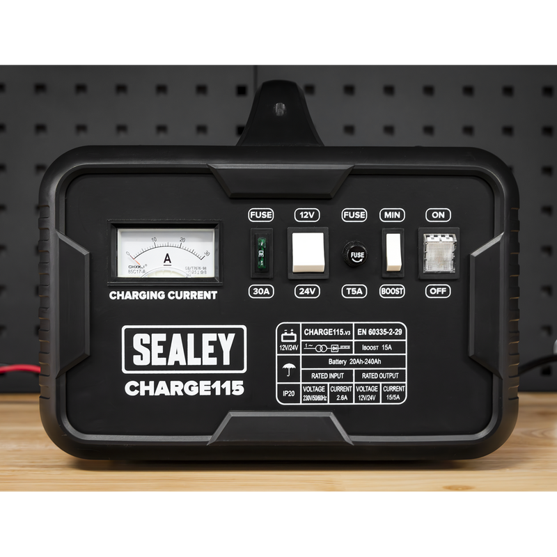 Sealey CHARGE115 12/24V Battery Charger 19A 230V - additional view 3