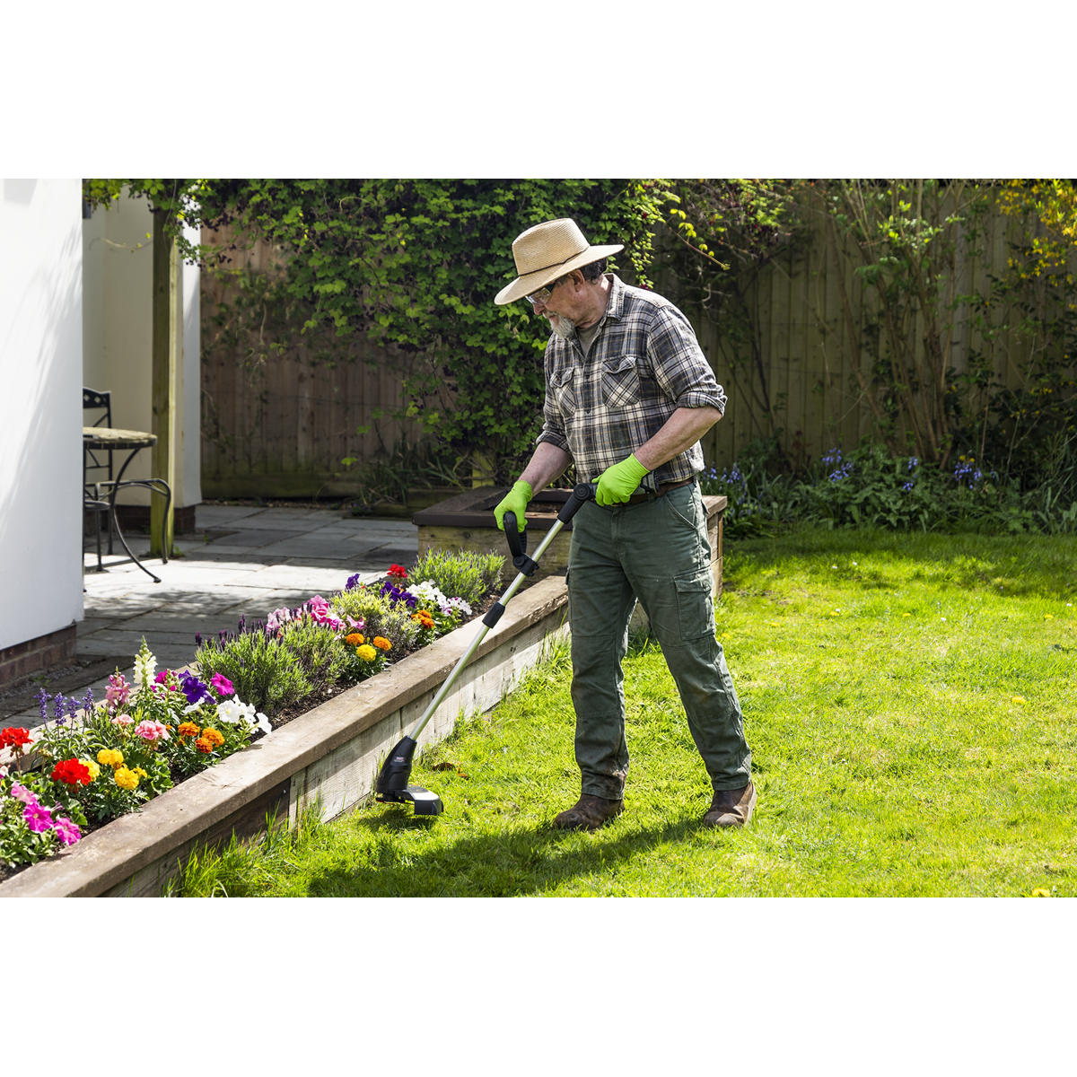 Sealey CP108VGSBO SV10.8 Series Cordless Grass Trimmer 10.8V - Body Only - additional view 16