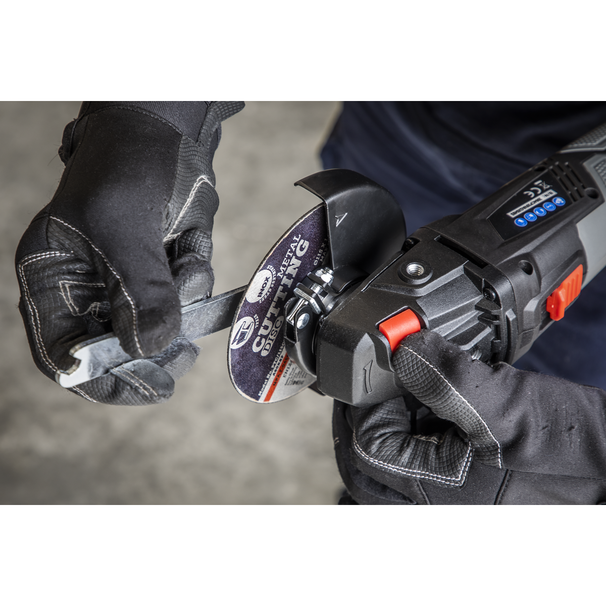 Sealey CP20VAGXKIT1 Premier SV20 Series 115mm Brushless Cordless Angle Grinder Kit 20V 4Ah - additional view 12