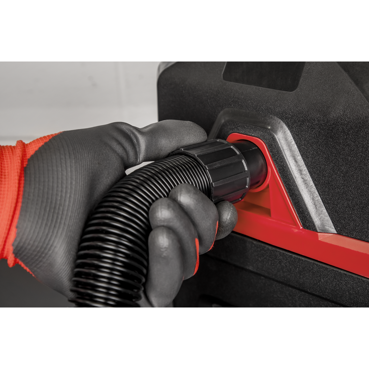 Sealey CP20VWDVKIT1 SV20 Series 10L Cordless Wet & Dry Vacuum Kit 20V 4Ah - additional view 3
