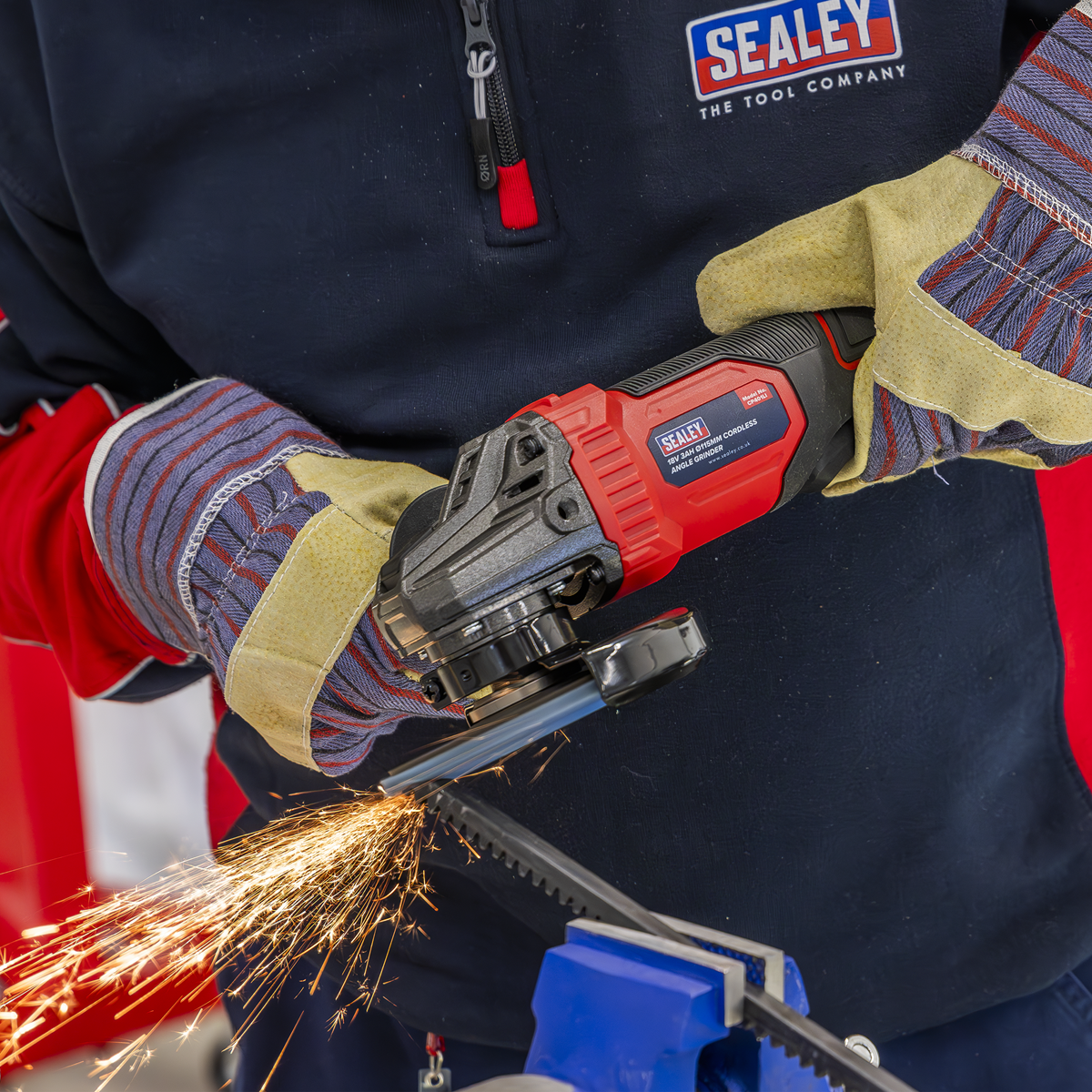 Sealey CP401LI 115mm Cordless Angle Grinder 18V 3Ah - Red - additional view 10