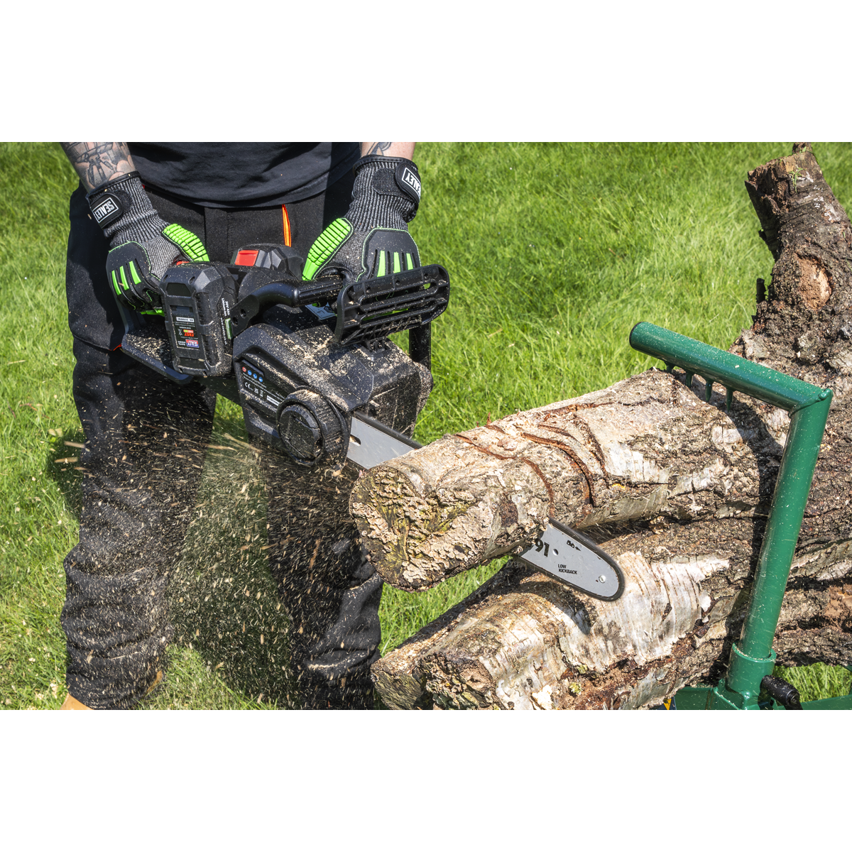 Sealey CP40VCS SV20 Series 35cm Cordless Chainsaw 40V - Body Only - additional view 16