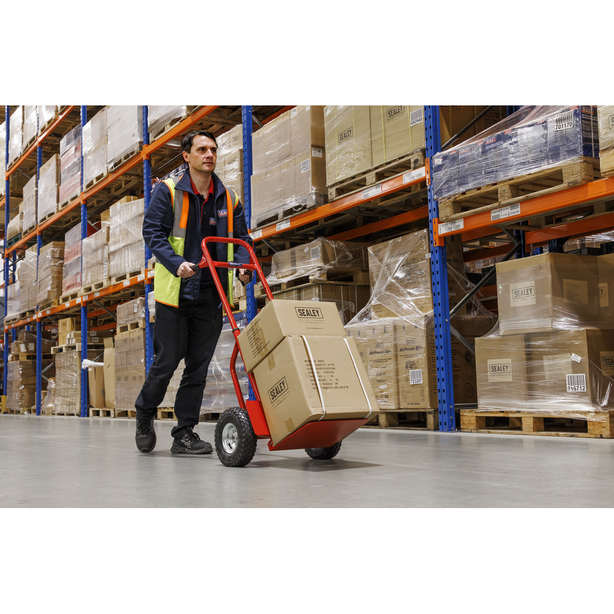 Sealey CST801 Folding Sack Truck with Pneumatic Tyres 200kg Capacity - additional view 4