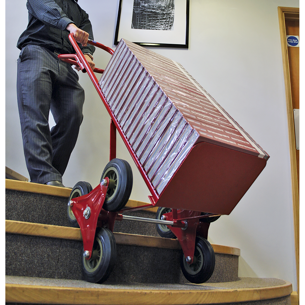 Sealey CST985 Stair Climbing Sack Truck with Solid Tyres 150kg Capacity - additional view 14