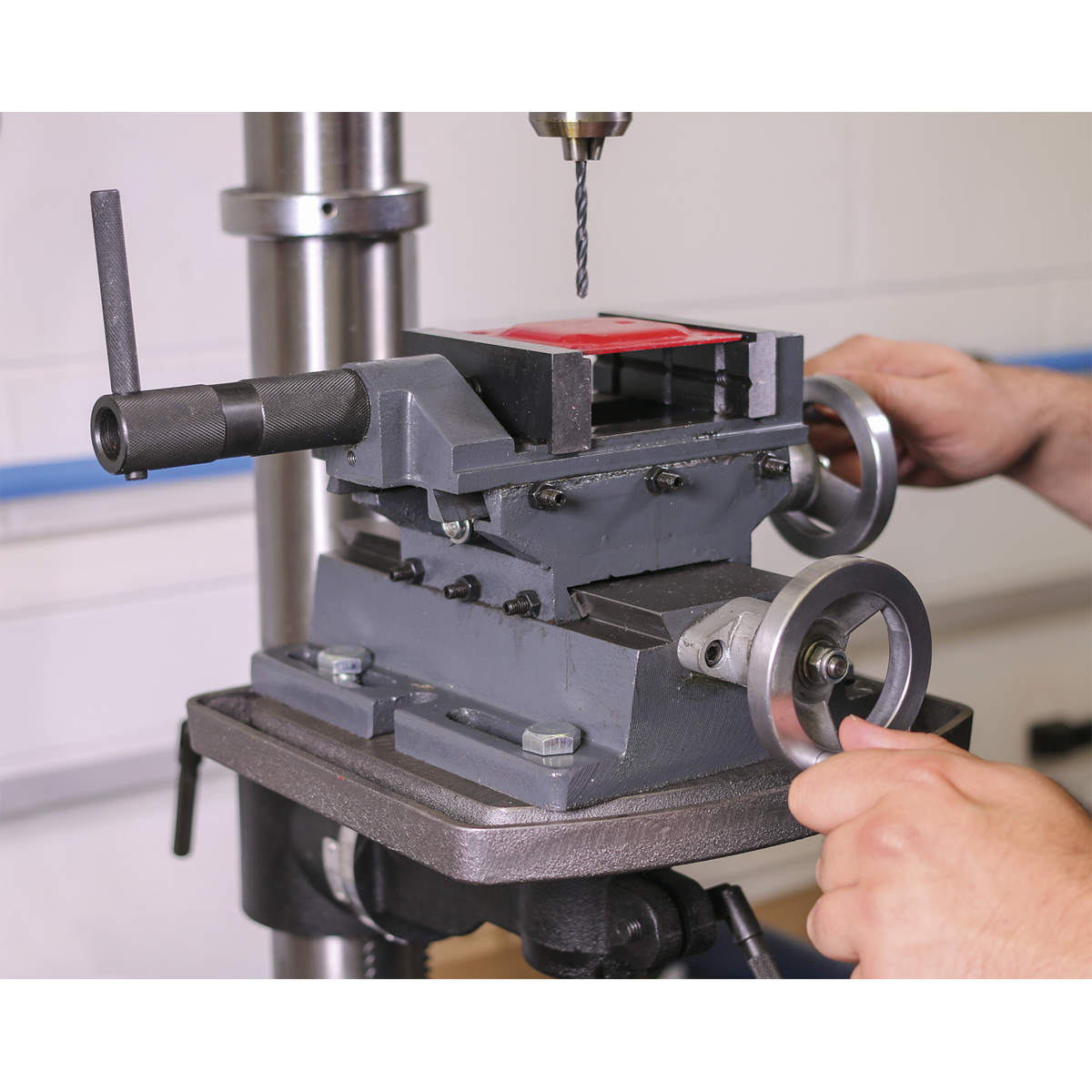 Sealey CV4P Professional Cross Vice 100mm - additional view 3