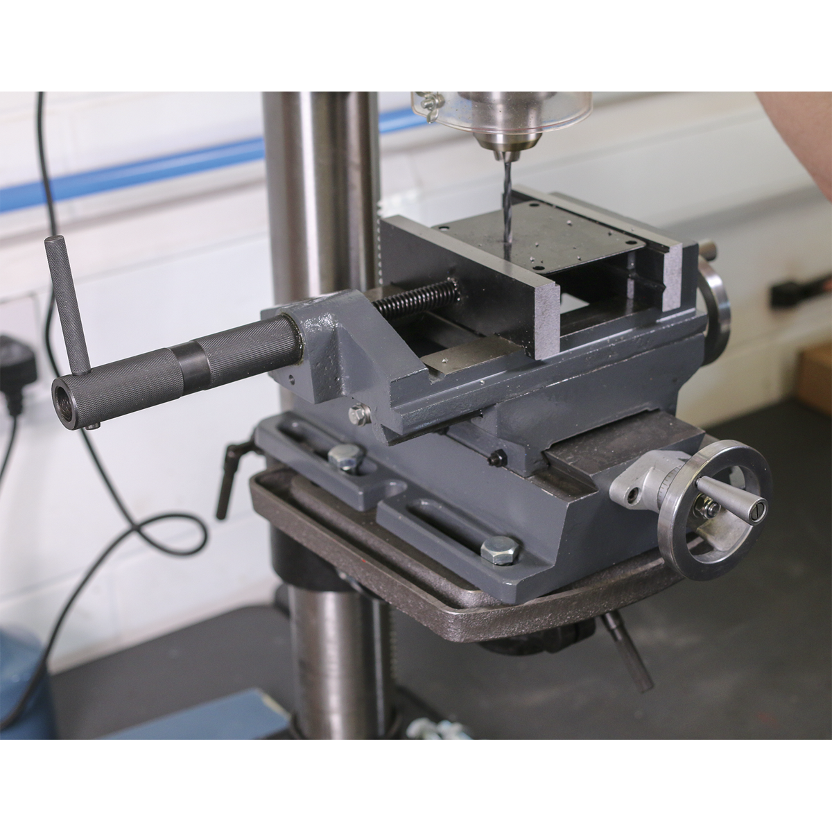 Sealey CV6P Professional Cross Vice 150mm - additional view 3