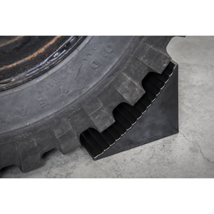 Sealey CWC01 Heavy-Duty Rubber Wheel Chock - Single - additional view 4
