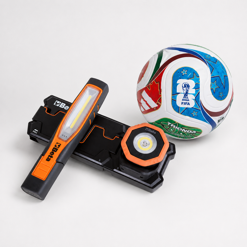 Beta 1839W/P2 Wireless Lamp Set with Charging Station + Free World Cup Football
