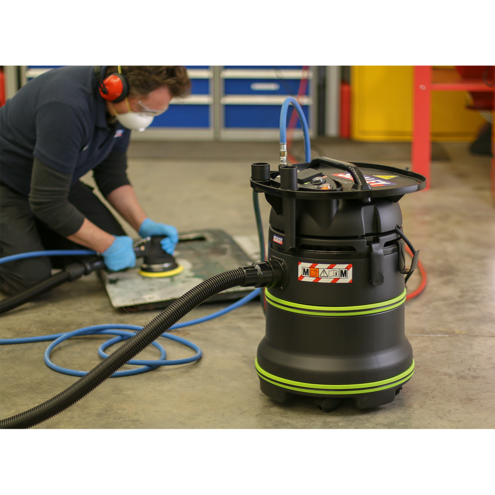 Sealey DFS35M M Class Dust-Free Industrial Wet & Dry Vacuum Cleaner 35L with Autostart for Air/Electric - additional view 3