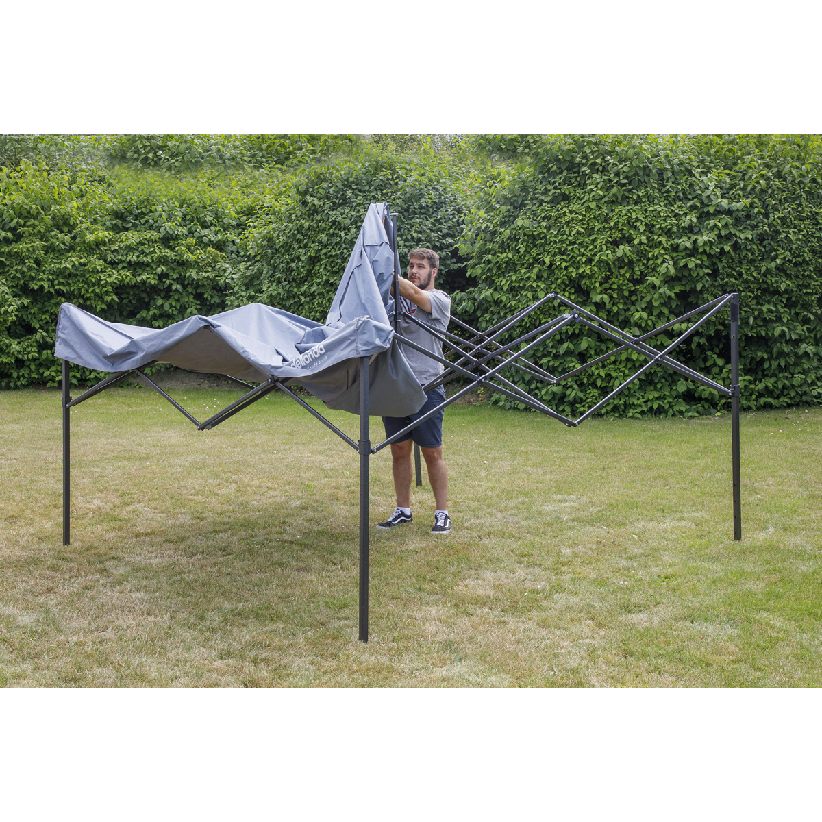 Dellonda DG129 Premium 2 x 2m Pop-Up Gazebo, Heavy Duty, PVC Coated, Water-Resistant Fabric, Supplied - additional view 11
