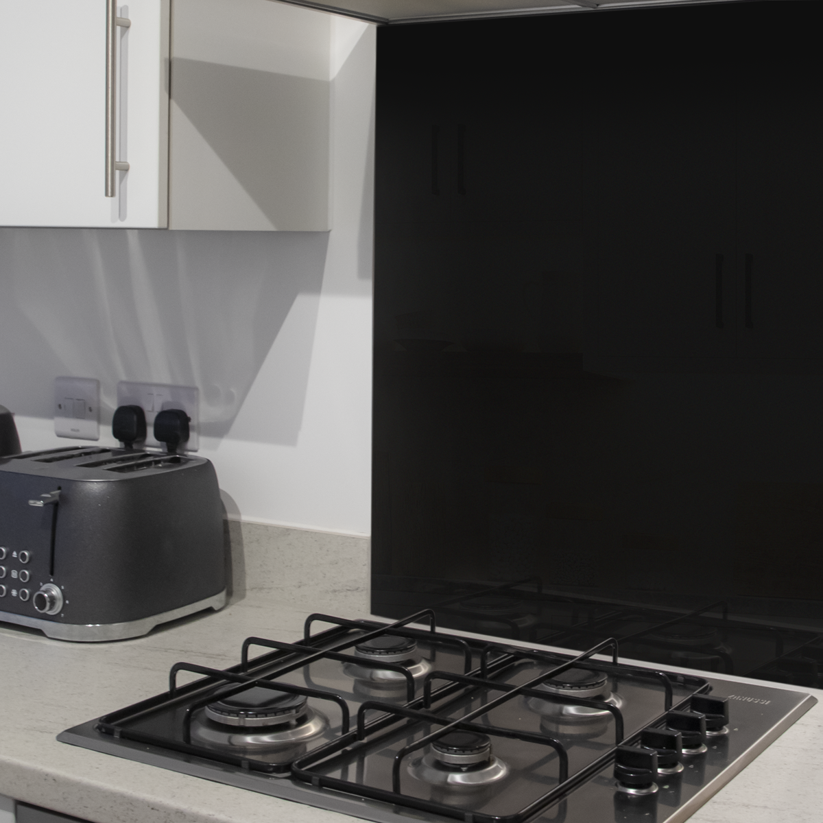 Baridi DH194 Splashback for Cooker Hoods 60 x 75cm - Black - additional view 5