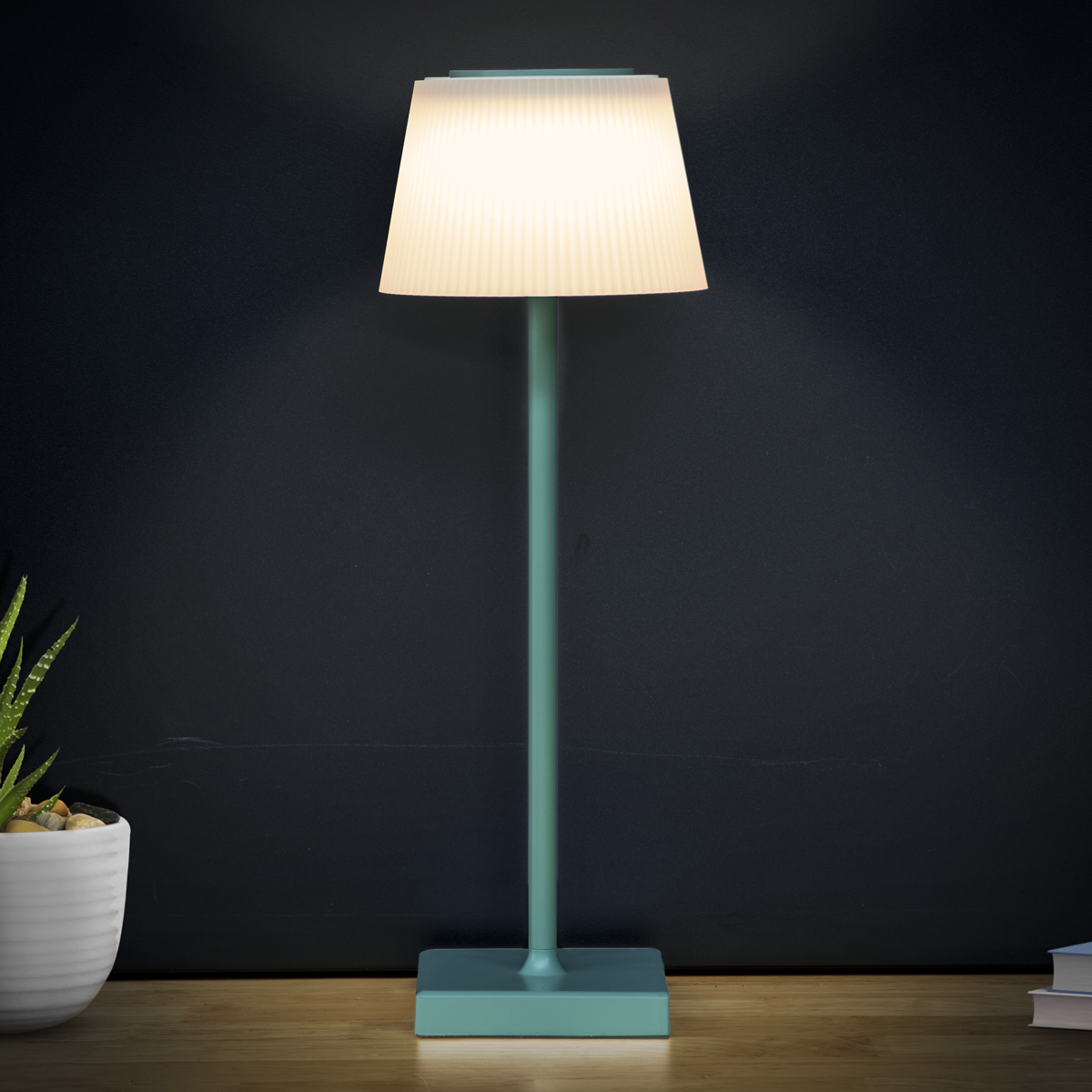 Dellonda DH214 Rechargeable Table Lamp for Home Office Restaurant RGB Colours - additional view 8