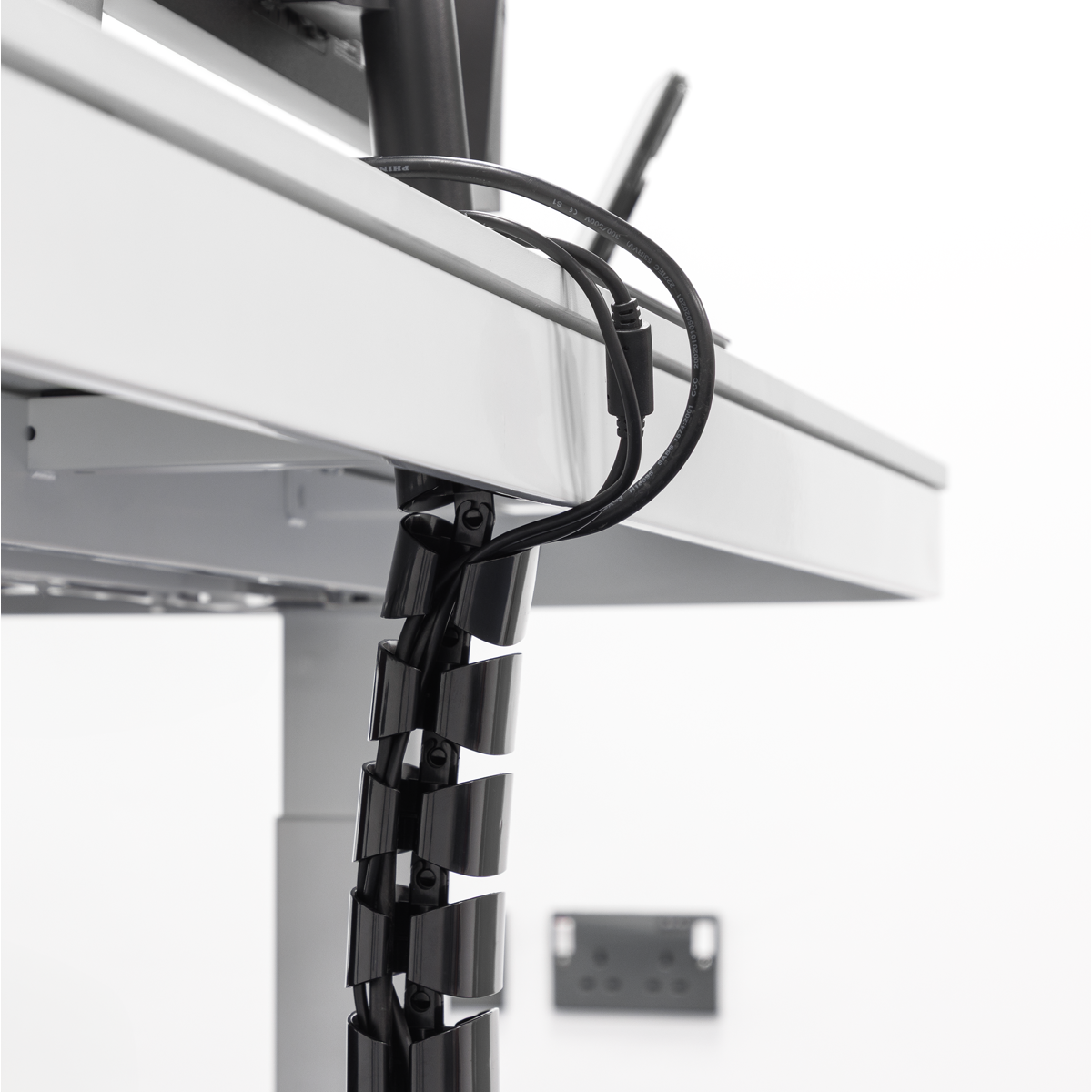 Dellonda DH23 Flexible Cable Management System 1.3m - additional view 3