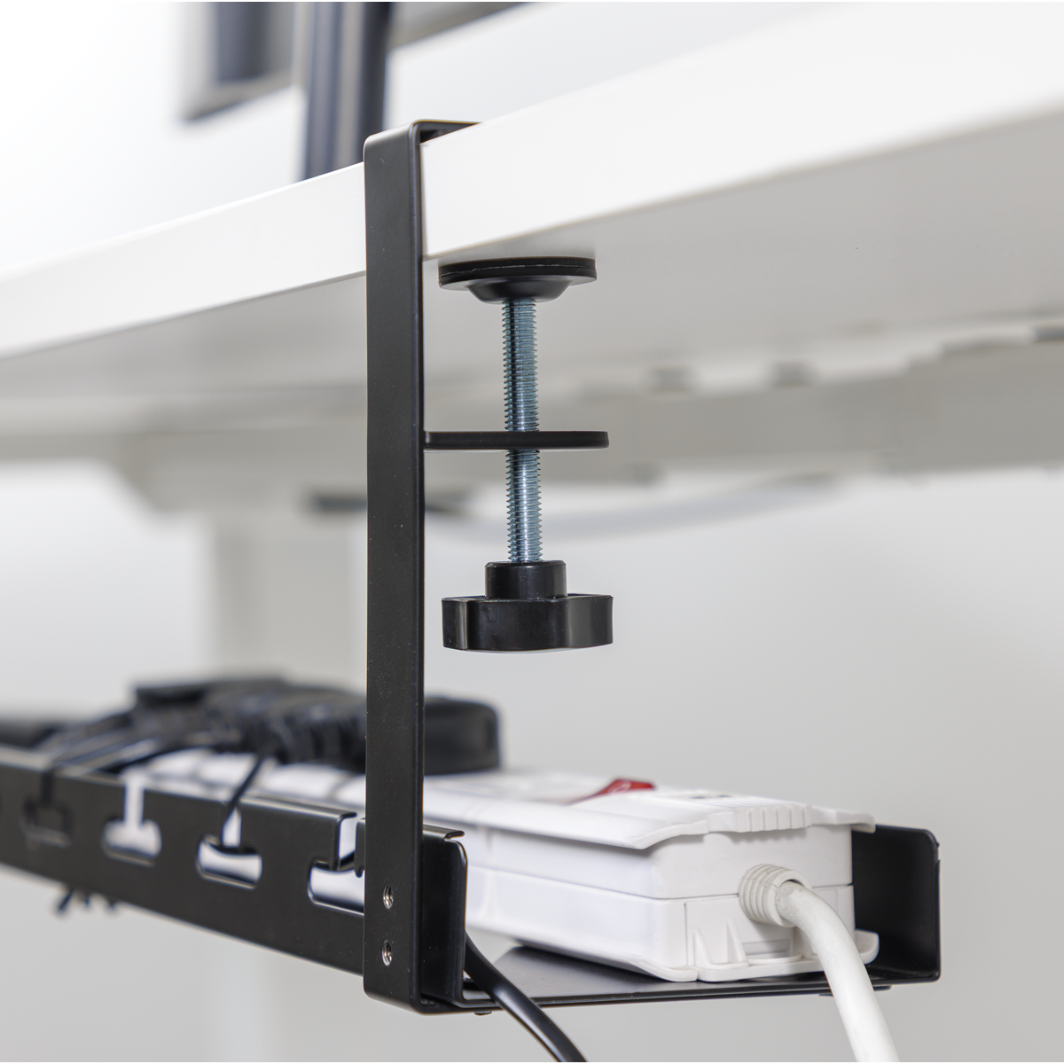 Dellonda DH276 Extendable Cable Management Tray 435/730 x 130 x 190 - Black - additional view 11