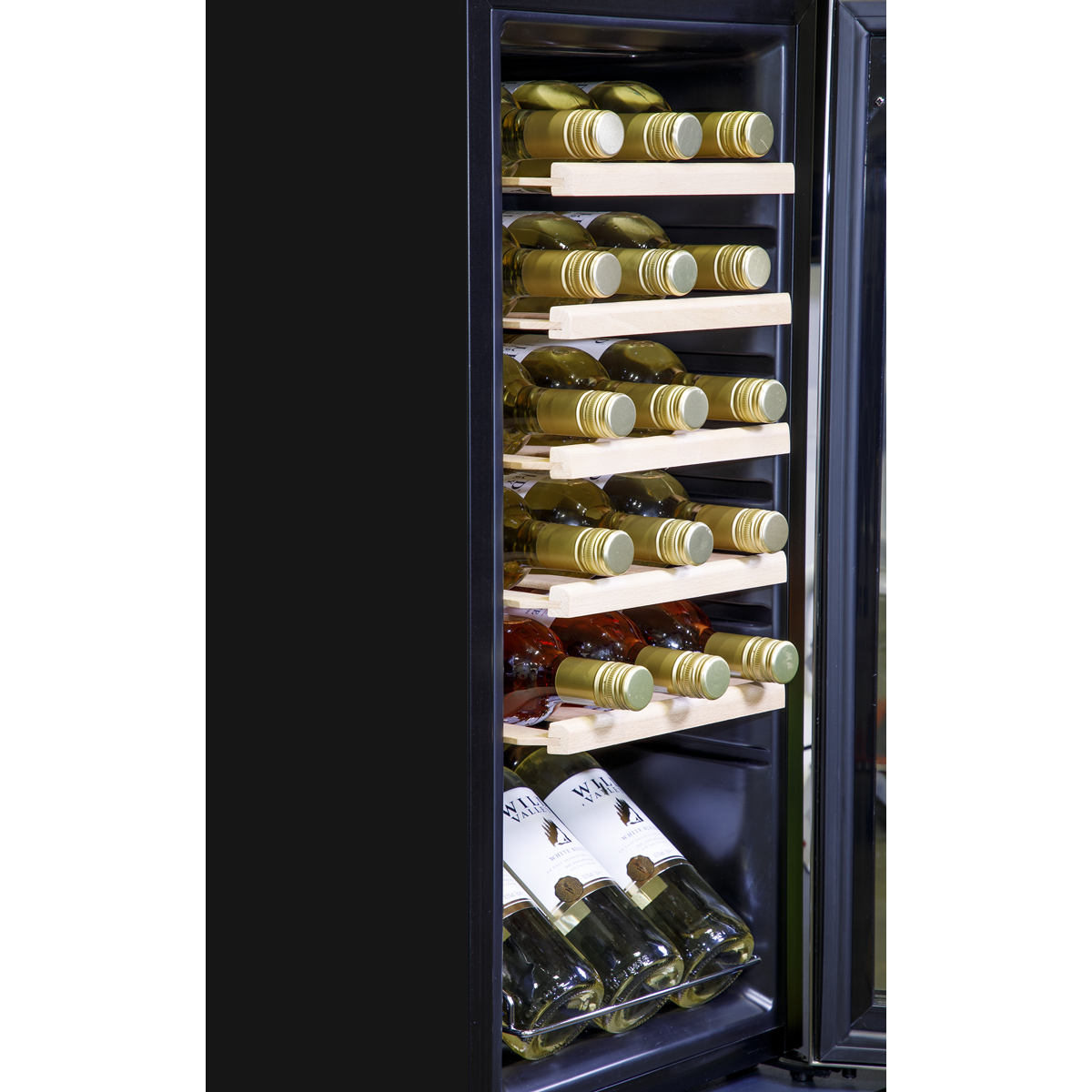 Baridi DH29 18 Bottle Wine Fridge with Digital Touch Screen Controls & LED Light - Stainless Steel - additional view 8