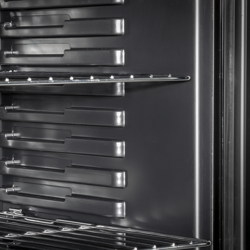 Baridi DH31 Undercounter Drinks, Beer & Wine Fridge with Wire Shelves, Internal Light & Security Lock - additional view 13