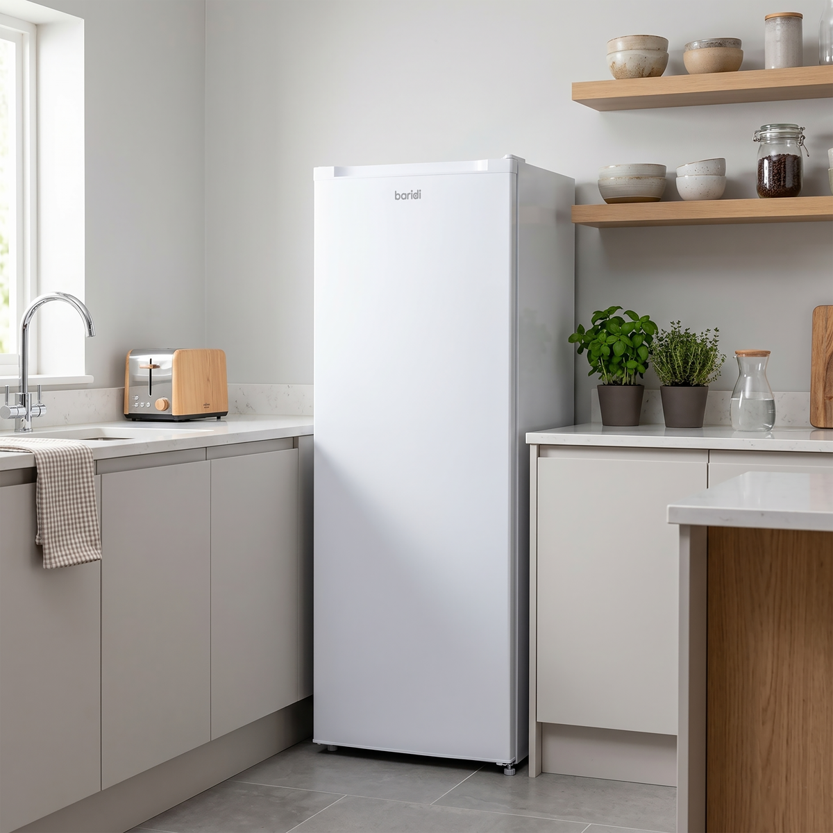 Baridi DH324 Freestanding Tall Freezer 177L Capacity - White - additional view 15