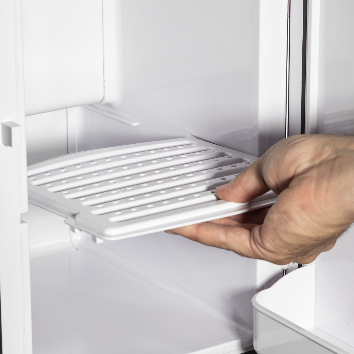 Baridi DH94 Mini Fridge/Warmer 15L 12V/230V - White - additional view 12
