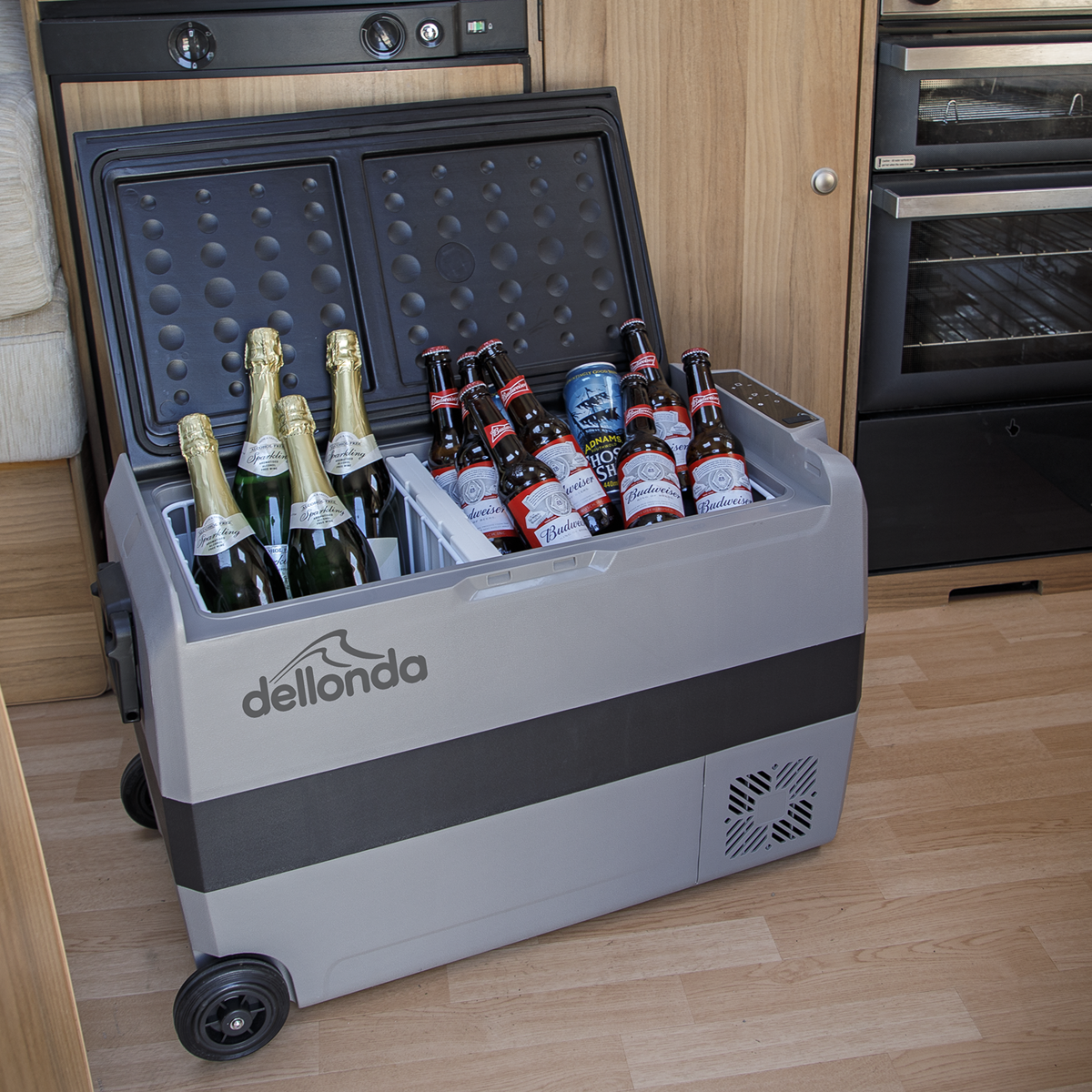 Dellonda DL133 Portable Fridge Freezer/Cool Box with LED Display & AC/DC 230V Adaptor 60L - additional view 3