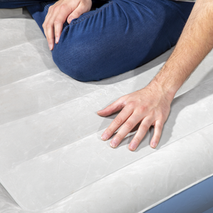 Dellonda DL147 Raised Air Bed with Built-in Electric Pump & Storage Bag - Queen - additional view 3