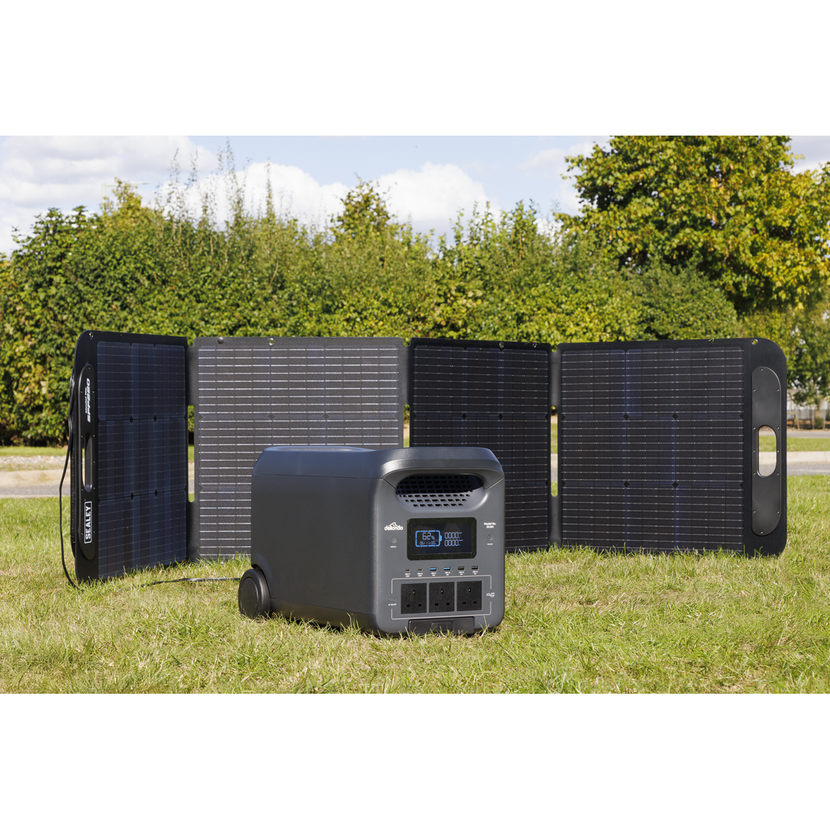 Dellonda DL181 Portable Power Station 3000W & ETFE Foldable Solar Panel 220W - additional view 2