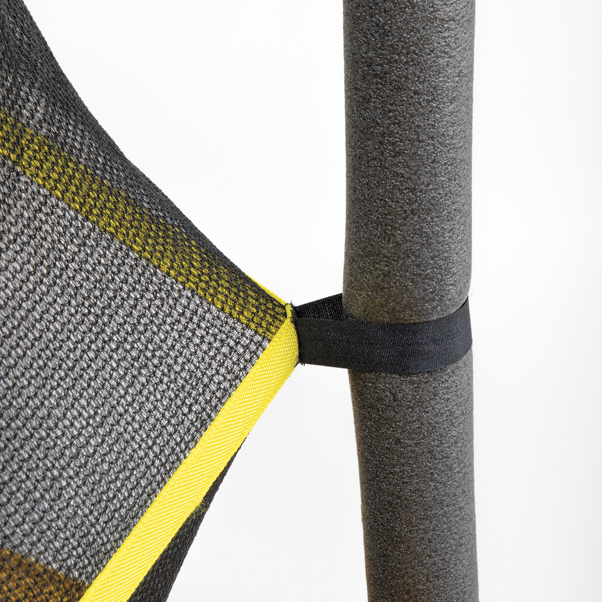 Dellonda DL65 Mini Trampoline with Safety Enclosure Net 4.6ft - additional view 3