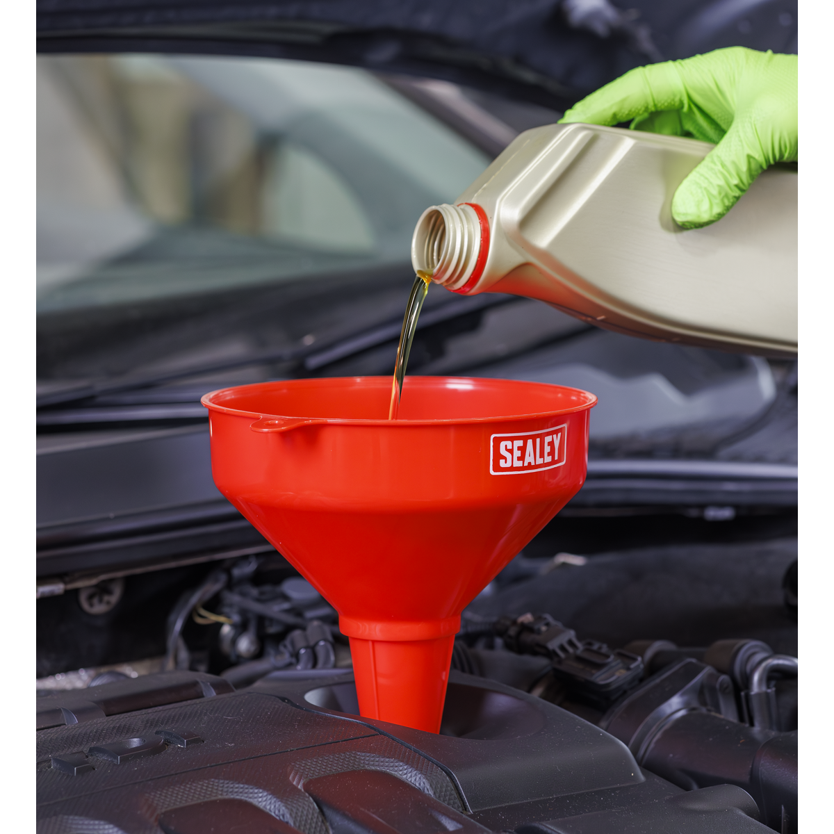 Sealey F2 Fixed Spout Funnel with Filter 200mm - Medium - additional view 5