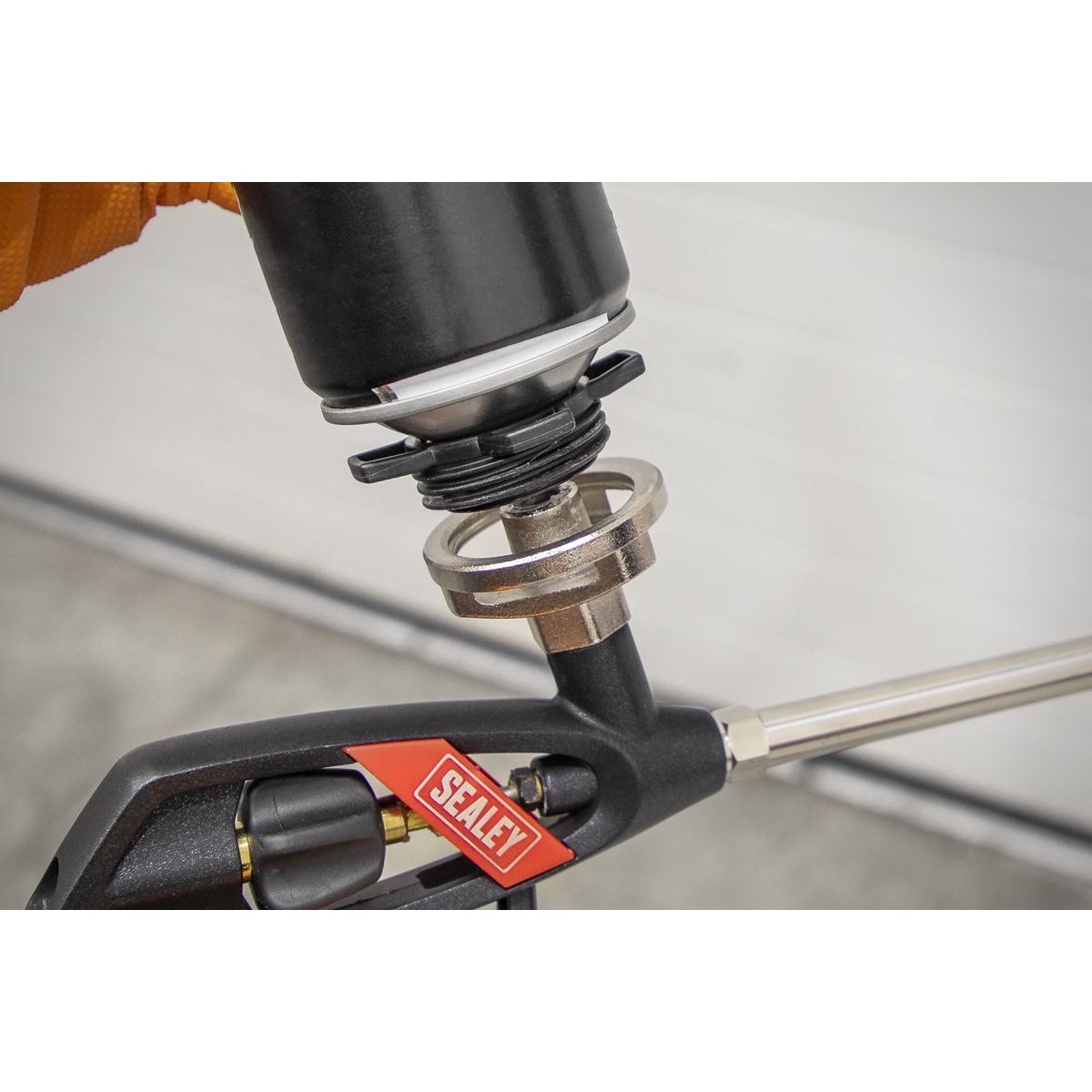 Sealey FG001 Foam Gun for Expanding Foam Cartridges - additional view 7